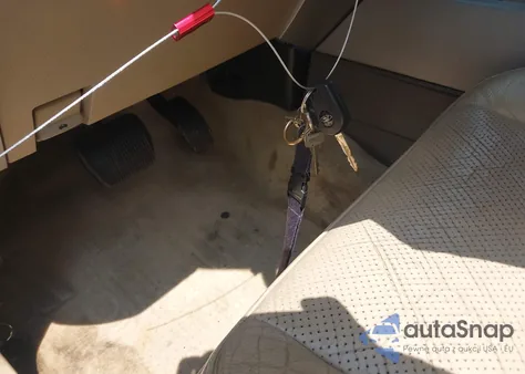 2010 Ford Expedition Eddie Bauer/King Ranch from USA, damaged, VIN 1FMJU1J57AEB63883